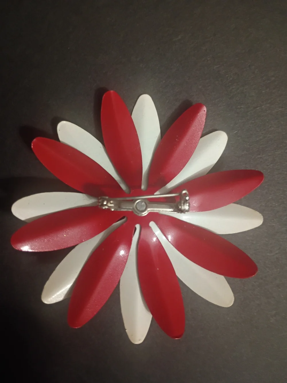 Vintage Enamel Mid Century  Flower Power Brooch Estate